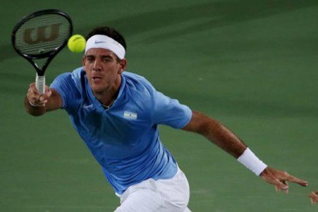 El sueño olímpico de Del Potro sigue vigente: derrotó a Djokovic con un doble 7-6