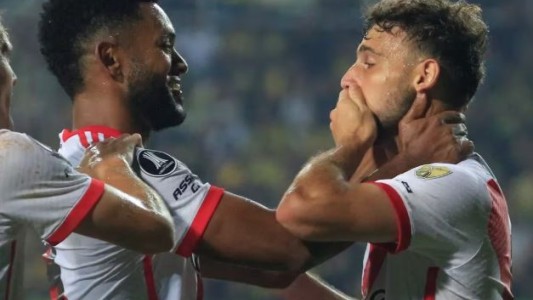 Revelaron las secuelas que tuvo Boselli tras hacer un gol con la cara para River en la Copa Libertadores