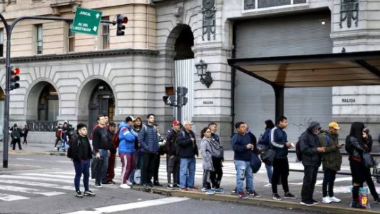 La UTA amenazó con un paro a partir de las 18 hs., si no cumplen con la paritaria