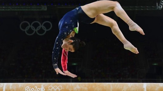 #Rio2016 Los padres nerviosos de esta gimnasta se hacen virales en internet