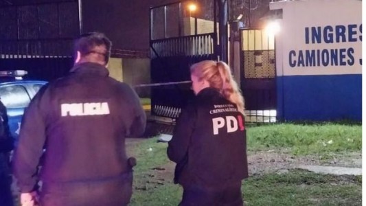 Rosario: Tensión en el gremio de la carne: lanzaron dos bombas molotov en el frigorífico Coto