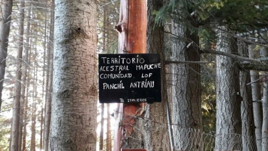 La Corte neuquina ordenó a mapuches devolver terrenos en Villa La Angostura