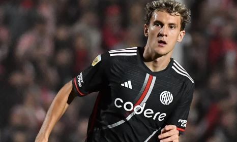 River se lo dio vuelta a Instituto con un hat-trick de Colidio y se clasificó primero en la Zona A