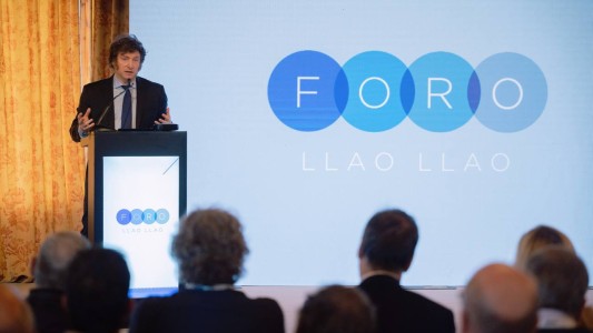 Milei trató de “héroes” a quienes fugaron dólares: "Escaparon de las garras del Estado"