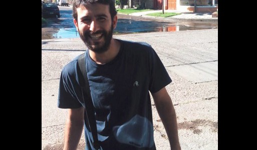 Así reaccionó un hombre al que le devolvieron la billetera con el dinero del alquiler