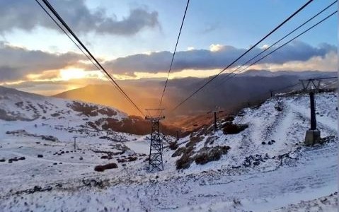 Bariloche registró su primera nevada fuerte del año
