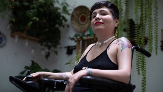 "Murió en sus propios términos": mujer con enfermedad incurable accede a eutanasia inédita en Perú