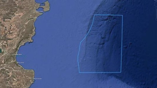 Apuran al Senado para proteger el Agujero Azul del Mar Argentino de la sobrepesca extranjera