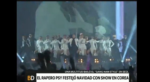 Psy festejó la Navidad con un mega show en Corea