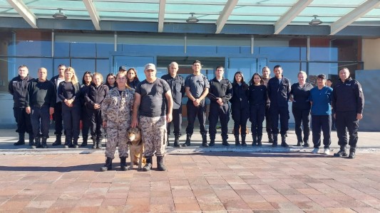 San Martín: el emotivo pase a retiro de Mac, un perro penitenciario tras 10 años de servicio