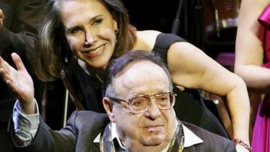 Arde la vecindad del Chavo: Doña Florinda está en quiebra y quiere vender la casa de Chespirito