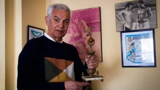 Encontraron en Plaza Italia al exjugador de la Selección argentina Ángel Hugo Bargas