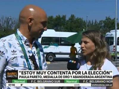 La alegría de Paula Pareto, abanderada argentina