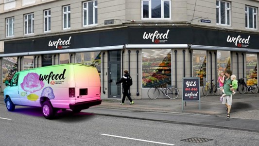 Dinamarca abrió su primer supermercado que sólo vende artículos vencidos