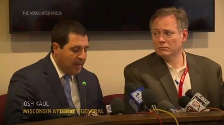 La Policía mató a un estudiante afuera de una escuela de Wisconsin