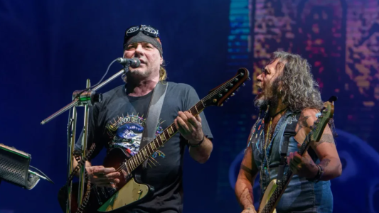 Masiva intoxicación en un show de La Renga: imputaron al responsable de la empresa de catering