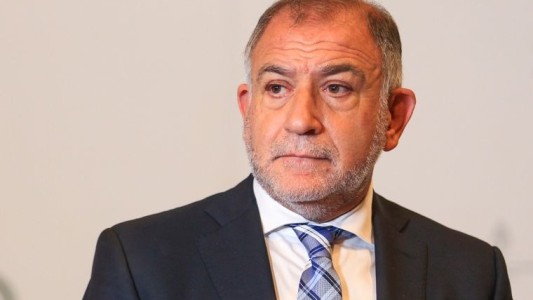 Luis Juez: “Cristina manipula de forma directa sobre 33 senadores, con el deseo de que la Ley Bases fracase”