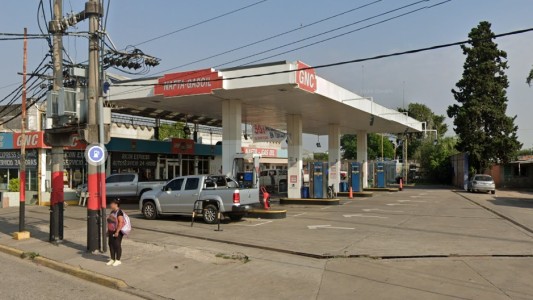 Balearon una estación de servicio en Rosario