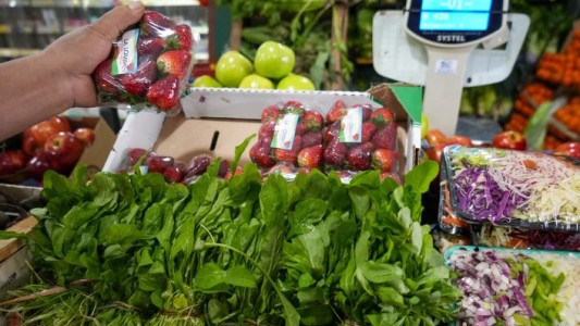 Una familia necesitó en abril más de $828.000 para no ser pobre