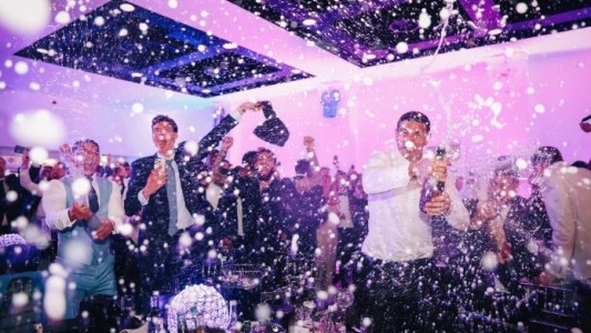 El alocado festejo del Dibu Martínez tras confirmarse que el Aston Villa jugará la Champions League