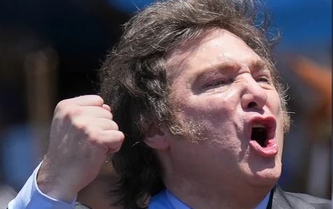 El Gobierno advierte que podría cambiar el formato del Pacto de Mayo y dejar afuera a los políticos