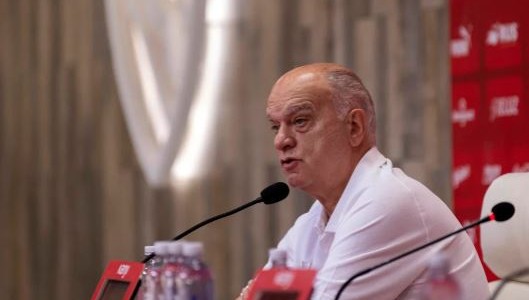 Grindetti se refirió a la salida de Tevez de Independiente: “Es una macana”