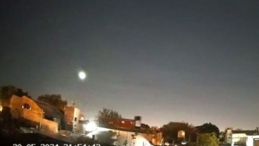 Qué fue el destello que iluminó el cielo de Rosario
