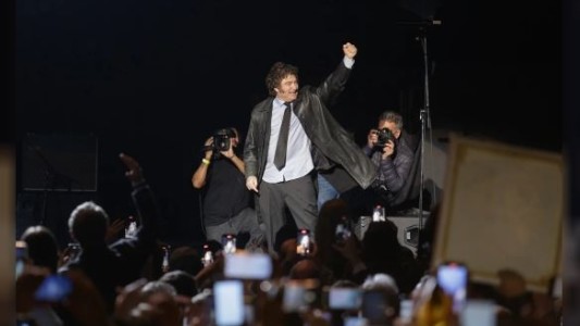 Milei, en el Luna Park: "Si no nos metemos en el barro, los zurdos nos llevan puestos"