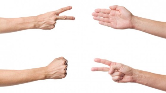 La ciencia descubrió cómo ganar al juego de piedra, papel o tijera