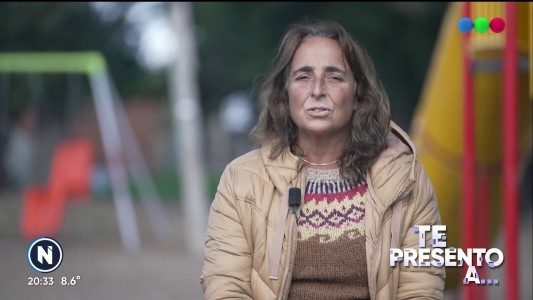 Te presento: Betina, la mujer que sale a la calle a buscar a los chicos para que no dejen la escuela