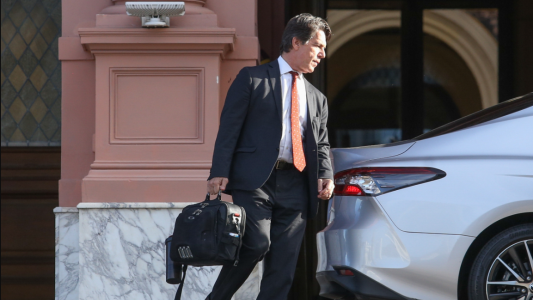 Posse afuera: el Gobierno oficializó a Francos como su reemplazo en la Jefatura de Gabinete