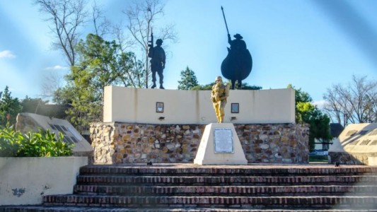 Conmemoran el combate de Manchalá en el que soldados fueron atacados mientras reparaban una escuela en Salta