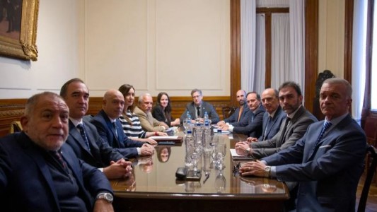 Ley Bases: a pesar de las negociaciones, aún no está asegurado el dictamen en el Senado