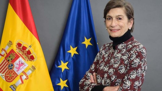 Destituyeron a la Embajadora de España en Argentina
