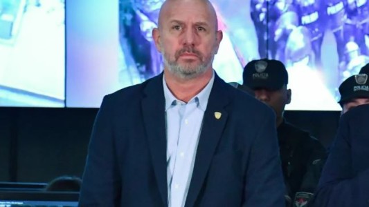 La Ciudad respaldó al policía que mató de un disparo a un hombre que lo amenazó con un cuchillo