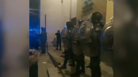 Un menor de 16 apuñaló a otro de 13 dentro de una escuela en Laferrere