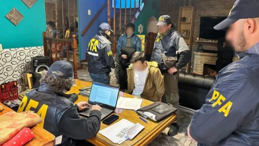 Detuvieron a un neonazi que compartía información en redes sociales para preparar atentados