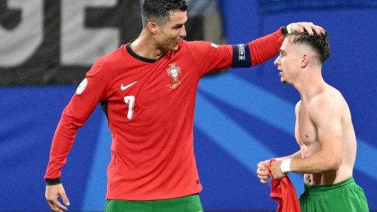 La Portugal de Cristiano Ronaldo reaccionó y derrotó 2-1 a República Checa en el debut de la Eurocopa