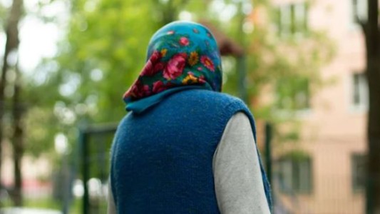 En Ucrania detuvieron a otro hombre que intentaba huir del país disfrazado de mujer