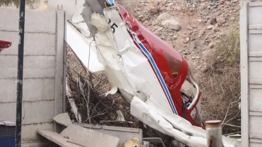 Se cayó una avioneta en Mendoza: sus dos ocupantes salieron ilesos