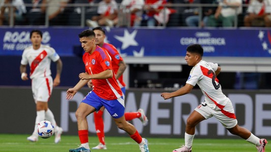Tras la victoria de la Selección argentina en el Grupo A, Chile y Perú empataron 0-0 en su debut en la Copa América