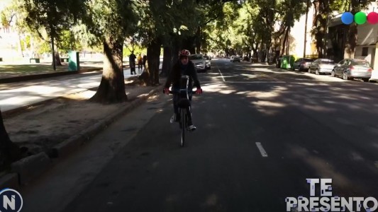 Te presento: Diego, el ciclista que le gana al ELA en bici