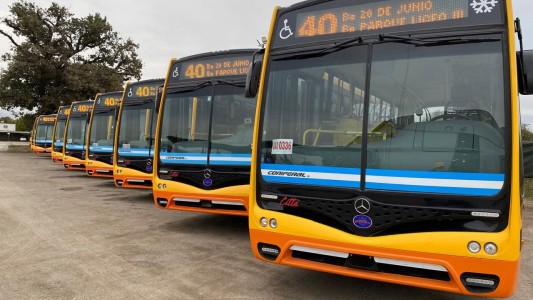 Un joven de 15 años fue apedreado arriba de un colectivo en Córdoba