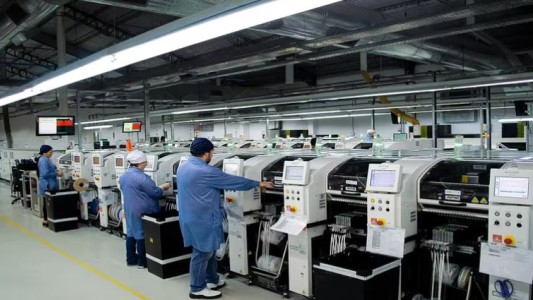 Un gigante de la industria de los cosméticos vende su negocio a un grupo argentino