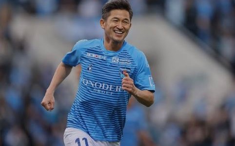 Kazuyoshi Miura, el jugador más veterano del mundo, firmó con un nuevo club a los 57 años