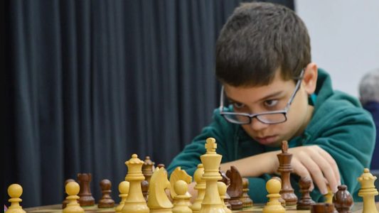 Otro logro de Faustino Oro: derrotó al número dos del mundo en una partida rápida