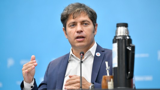 Kicillof: "No hay nada que la política económica de Milei deje en pie"
