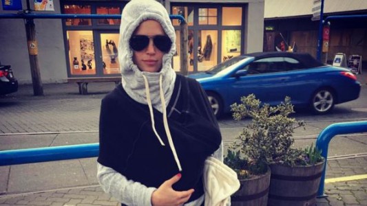 El insólito look de Luisana y el bautismo secreto de Elías Bublé