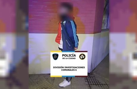 Un ladrón menor de edad fue detenido con más de 25 causas por robo en Caballito