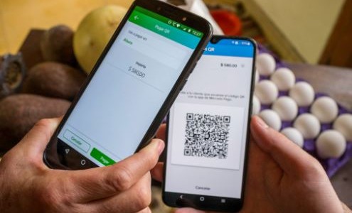 Interoperabilidad activada: los pagos con QR ya pueden hacerse desde cualquier aplicación bancaria o fintech